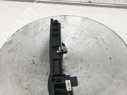 Used Right front window switch Right front window switch FIAT GRANDE PUNTO (199_) 1.3 D Multijet (75 hp) 32350826 32350826