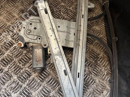 Used Front left window mechanism Front left window mechanism 36475115 36475115