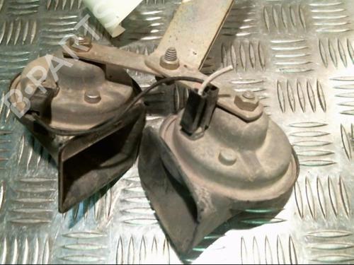 Used Horn Horn RENAULT CLIO II (BB_, CB_) 1.5 dCi (B/C2J) (68 hp) 20999388 20999388