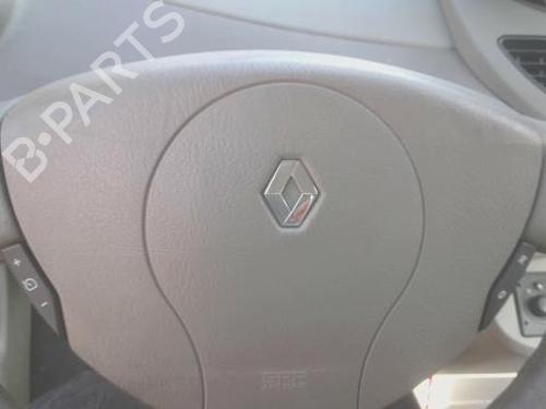 Airbag chauffør RENAULT TWINGO II (CN0_) 1.2 16V (CN04, CN0B) (75 hp) 32982269