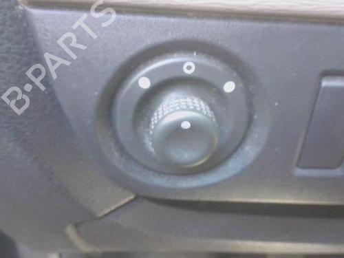 mirror-switch-dacia-dokker-mpv-ke_-2012-2013-2014-2015-2016-2017-2018-2019-2020-2021-36098515 main image