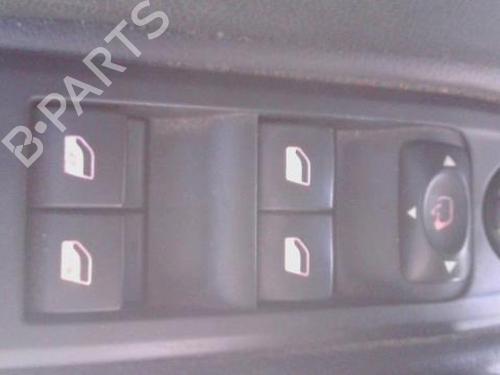 Used Switch Switch PEUGEOT 508 I (8D_) 2.0 BlueHDi 180 (180 hp) 35900631 35900631