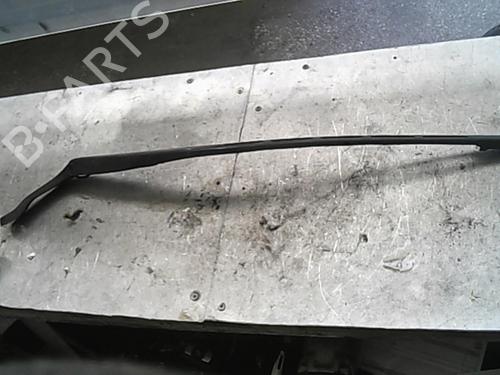 Used Front windshield wiper arm CITROËN C4 I (LC_) 1.6 16V (109 hp) 20986888