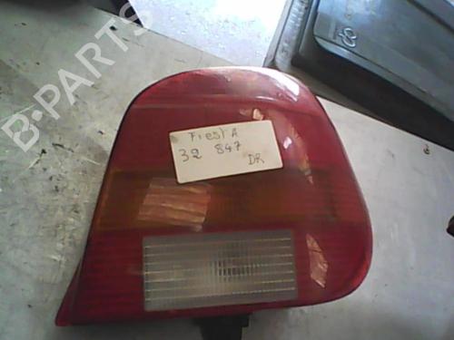 Used Right taillight FORD FIESTA IV (JA_, JB_) 1.8 D (60 hp) 22036384