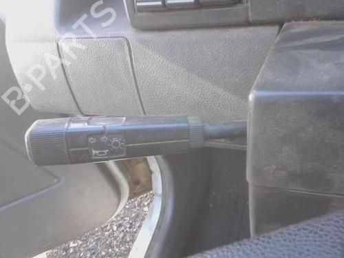 Interruttore RENAULT RAPID Box Body/MPV (F40_, G40_) 1.4 (F40D) (79 hp) 33200681