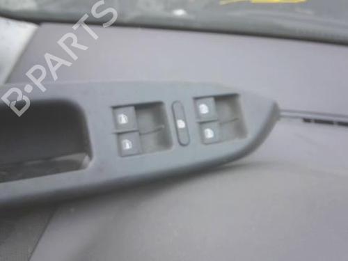 Kombi Kontakt / Stilkkontakt VW TOURAN (1T1, 1T2) 1.9 TDI (105 hp) 31718048