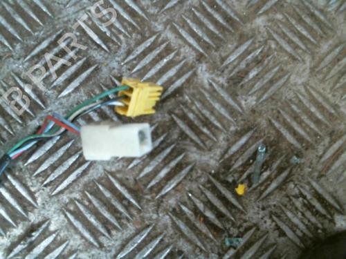 Used Right mirror Right mirror 22038169 22038169