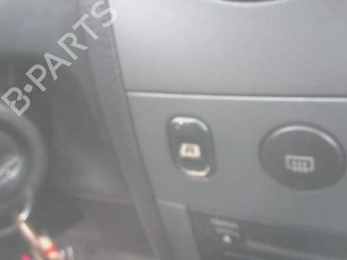 Used Left front window switch CITROËN BERLINGO / BERLINGO FIRST MPV (MF_, GJK_, GFK_) 1.6 HDI 90 (MF9HX) (90 hp) 31577148