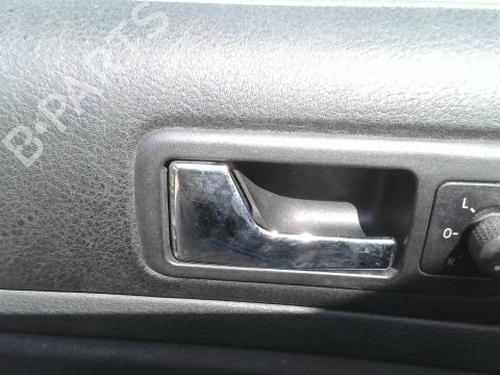 Used Front left interior door handle VW GOLF IV (1J1) 1.9 TDI (90 hp) 26975637