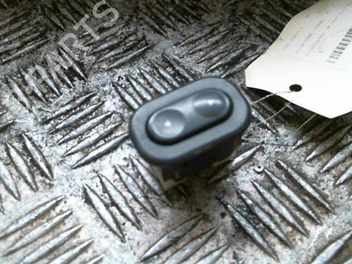 Used Right front window switch Right front window switch FIAT PUNTO (176_) 75 1.2 (73 hp) 20994057 20994057