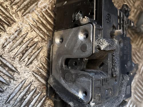 Used Rear right lock Rear right lock 37004970 37004970