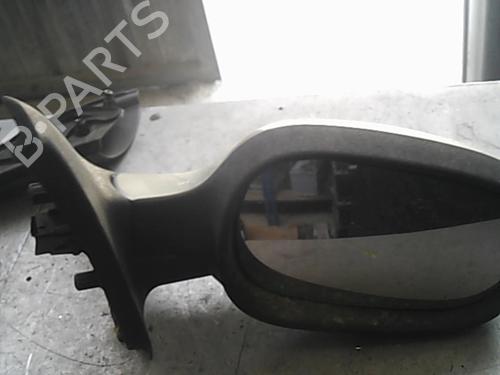 Retrovisor derecho RENAULT CLIO II (BB_, CB_) 1.4 16V (B/CB0P, BB13) (98 hp) 22037008
