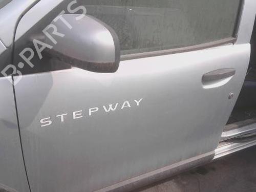 Used Left front door Left front door 39458920 39458920