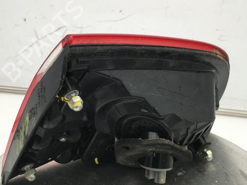 Right taillight CITROËN C-CROSSER (VU_, VV_) 2.2 HDi | BP31018449C35