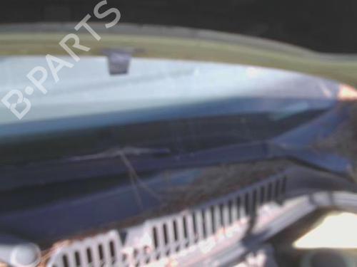 Used Front windshield wiper arm VW POLO IV (9N_, 9A_) 1.9 TDI (101 hp) 28427145