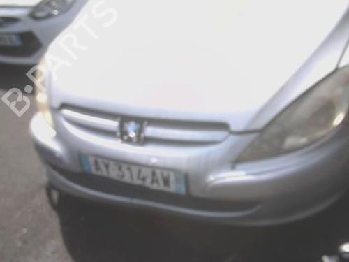 Brugte PEUGEOT 307 CC (3B) 2.0 16V 4723823