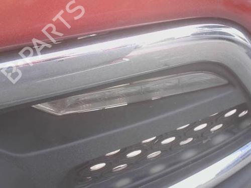 Used Left daytime light Left daytime light 39528013 39528013