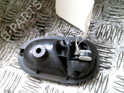 Used Front right interior door handle Front right interior door handle DACIA SANDERO II 1.2 (75 hp) 21216875 21216875