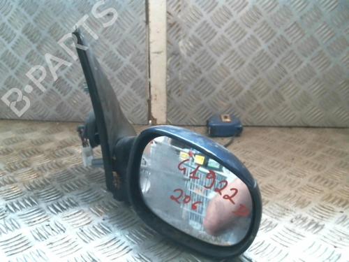 Used Right mirror PEUGEOT 206 Hatchback (2A/C) 1.4 i (75 hp) 22040030