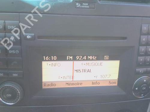 Used Radio Radio MERCEDES-BENZ A-CLASS (W169) A 180 CDI (169.007, 169.307) (109 hp) 33805795 33805795