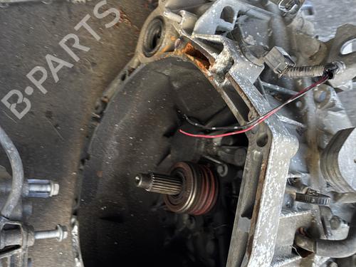 gearbox-nissan-juke-f15-2010-2011-2012-2013-2014-2015-2016-2017-2018-2019-29760586 main image