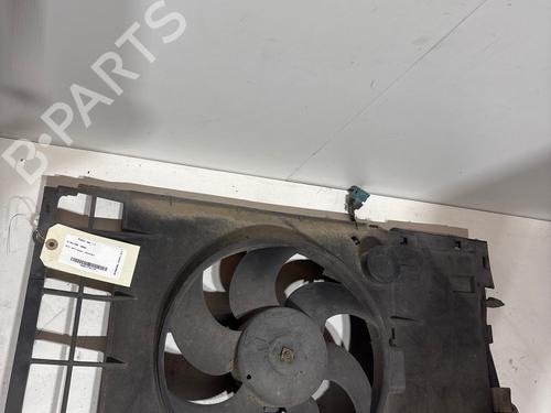 Used Radiator fan Radiator fan 36517390 36517390