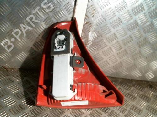 Used Right taillight RENAULT CLIO II (BB_, CB_) 1.5 dCi (B/CB07) (65 hp) 25259130
