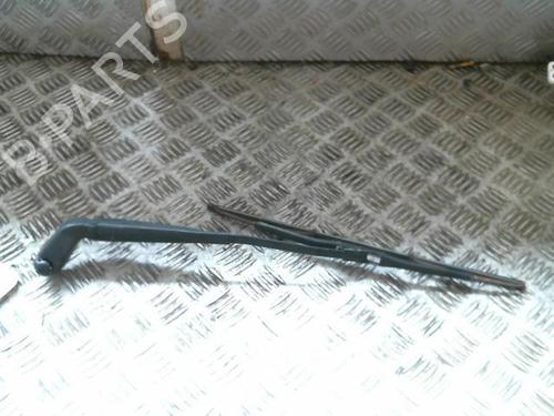 Used Rear windshield wiper arm VW GOLF III (1H1) 1.9 TDI (90 hp) 20988389