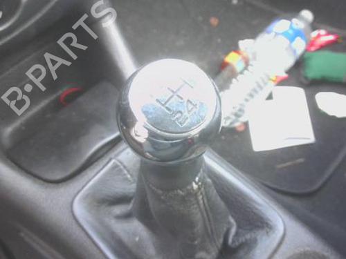 Pommeau de levier de vitesses PEUGEOT 206 CC (2D) 2.0 S16 (136 hp) 32022115