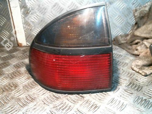 Used Left taillight RENAULT LAGUNA I (B56_, 556_) 2.0 (B56C/H/N) (113 hp) 22040913