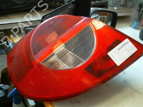 Used Left taillight RENAULT CLIO III (BR0/1, CR0/1) 1.2 16V (BR02, BR0J, BR11, CR02, CR0J, CR11) (75 hp) 30590247