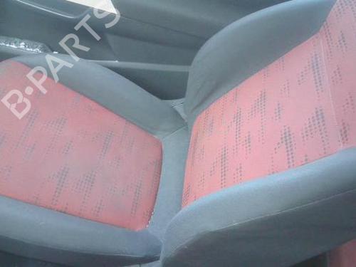 Used Right front seat OPEL CORSA D (S07) 1.2 LPG (L08, L68) (80 hp) 32164136