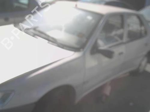 Used Parts PEUGEOT 306 Hatchback (7A, 7C, N3, N5) 1.4 4748765