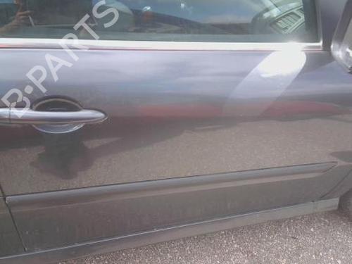 Used Right front door RENAULT LAGUNA III Grandtour (KT0/1) 1.5 dCi (KT0A, KT0R, KT02) (110 hp) 28495449