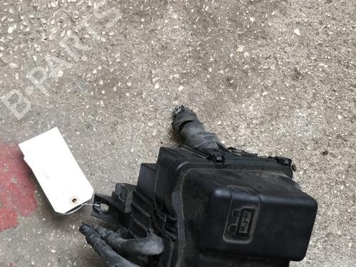 fuse-box-citroen-c3-ii-sc_-2009-33323339 main image