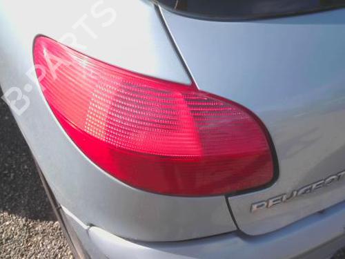Venstre baglygte PEUGEOT 206 Hatchback (2A/C) 2.0 HDI 90 (90 hp) 28422371