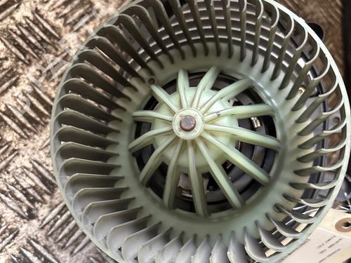 Used Heater blower motor Heater blower motor VW PASSAT B5 (3B2) [1996-2001] 36475142 36475142