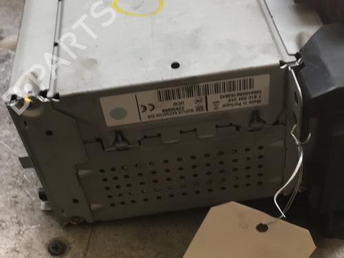 Used Radio Radio 27255872 27255872
