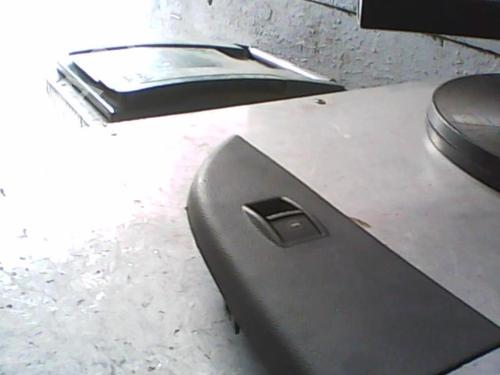 Used Right front window switch SKODA FABIA I (6Y2) 1.4 16V (100 hp) 22036743