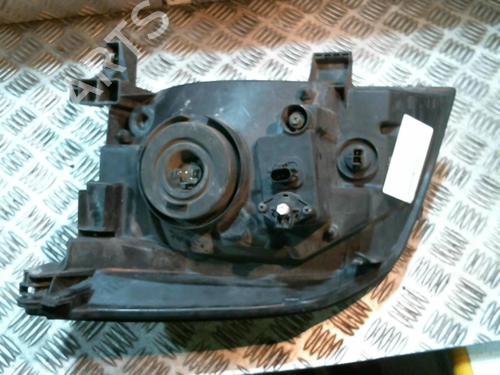 Right headlight NISSAN X-TRAIL I (T30) 2.2 Di 4x4 | BP20989045C29 