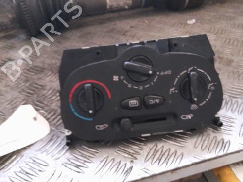 Climate control PEUGEOT 206 Hatchback (2A/C) 1.4 i | BP26398690I5 