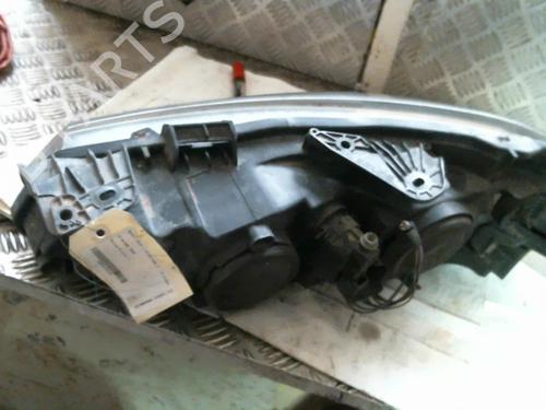 Used Right headlight RENAULT LAGUNA II Grandtour (KG0/1_) 1.9 dCi (KG0G) (120 hp) 22037385