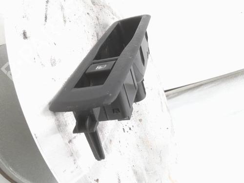 Used Right rear window switch Right rear window switch RENAULT LAGUNA III Grandtour (KT0/1) 1.5 dCi (KT0A, KT0R, KT02) (110 hp) 28495492 28495492