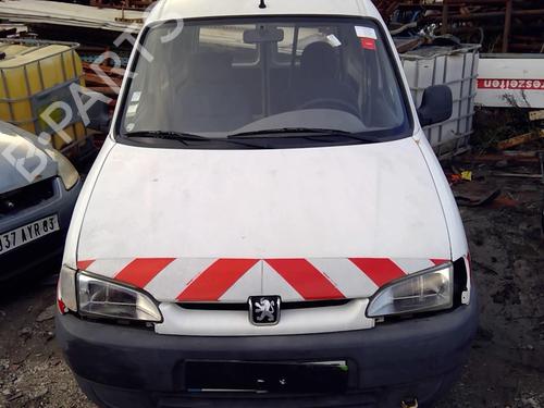 Right mirror PEUGEOT PARTNER Box Body/MPV (5_, G_) 1.9 D | BP22038700C27