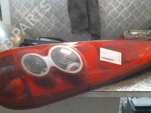 Used Right taillight FORD FIESTA V (JH_, JD_) 1.4 TDCi (68 hp) 20994388