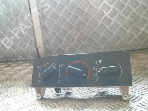 Used Climate control Climate control 30677437 30677437