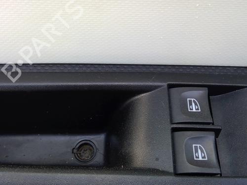 Used Switch RENAULT TWINGO III (BCM_, BCA_) 1.0 SCe 70 (BCMB) (69 hp) 26286936