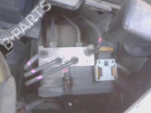 Used ABS pump PEUGEOT 206 Hatchback (2A/C) 1.4 HDi eco 70 (68 hp) 28073490