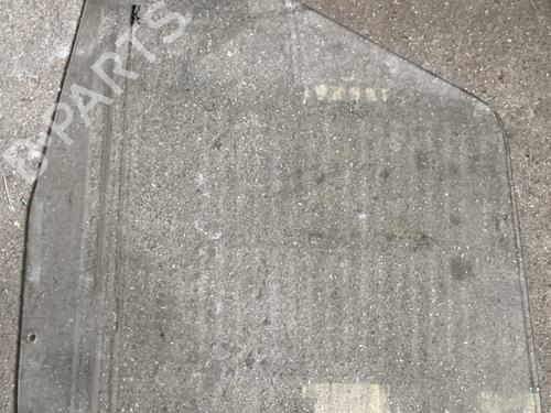 Luna delantera derecha Luna delantera derecha IVECO DAILY II Van 35-8 (12934104, 12934111, 12934112, 12934117, 12934124,... (75 hp) 33539051 33539051