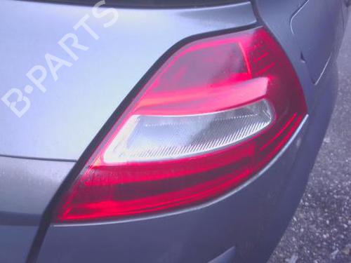 right-taillight-renault-megane-ii-bm01_-cm01_-2001-2002-2003-2004-2005-2006-2007-2008-2009-2010-2011-2012-31183991 main image